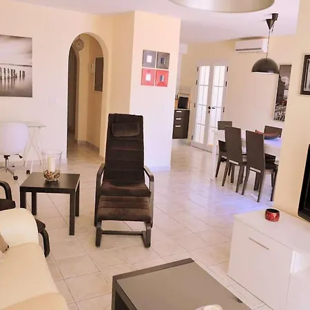 Playa Blanca Sleeps 6 Pool Wifi T691303 Villa Playa Blanca (Lanzarote)